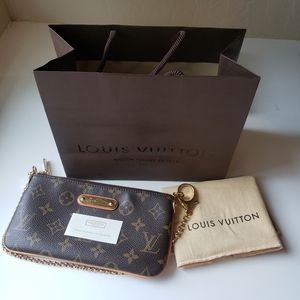 👛❤️🧸🌸💐 Preloved Louis Vuitton Wristlet 💐🌸🧸❤